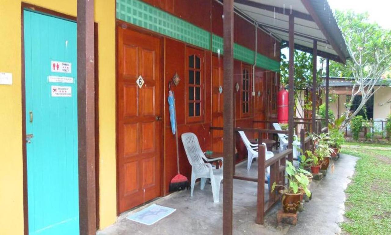 Cheers Chalet Kampong Juara Eksteriør billede